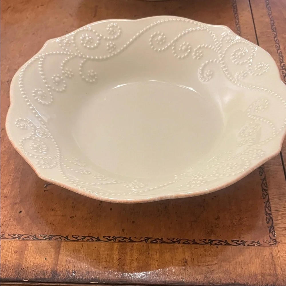 Set of 4 Lenox French Perle Pistachio Pasta Bowl